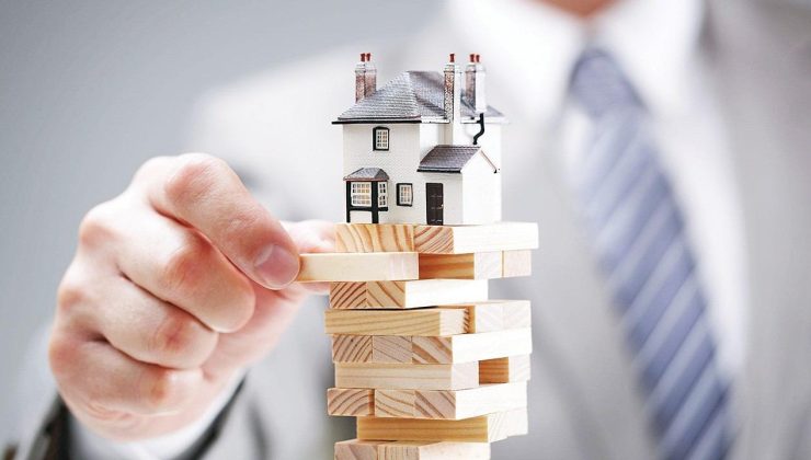 Enflasyonla beslenen küresel emlak sektöründe çanlar çalıyor