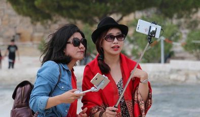 Turizmde 800 milyon turist hedefi