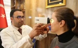 Türk doktorlar geliştirdi: Göz bebeğinden vücudun röntgenini çekiyor!