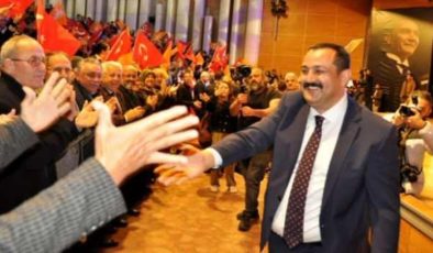 AK Parti Kepez adayı Rıza Sümer’den gövde gösterisi! Miting gibi başlangıç