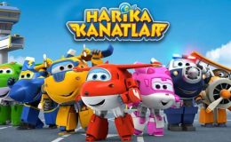 Harika Kanatlar vizyona girdi! Ünlüler çocuklarıyla birlikte izledi