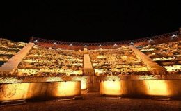 Bursa’da 1800 yıllık İznik Roma Tiyatrosu turizme kazandırıldı