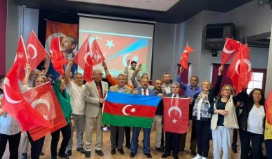 Azerbaycan Bağımsızlık Günü büyük coşkuyla kutlandı