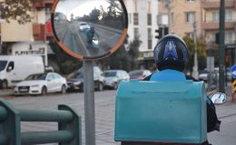 Bahşiş ve motokurye gelirlerine yeni vergi getirilmeyecek, KDV muafiyeti uygulanacak