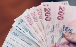 Ticaret Bakanlığı’ndan denetimler sonucunda stokçuluk ve fahiş fiyata 2,3 milyar lira ceza
