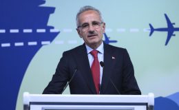 Bakan Uraloğlu: Uçuş ağımız 131 ülkede 346 noktaya ulaştı