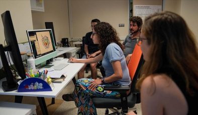 Türk araştırmacılar “süper bilgisayar”la genetik hastalıklara çözüm arayacak