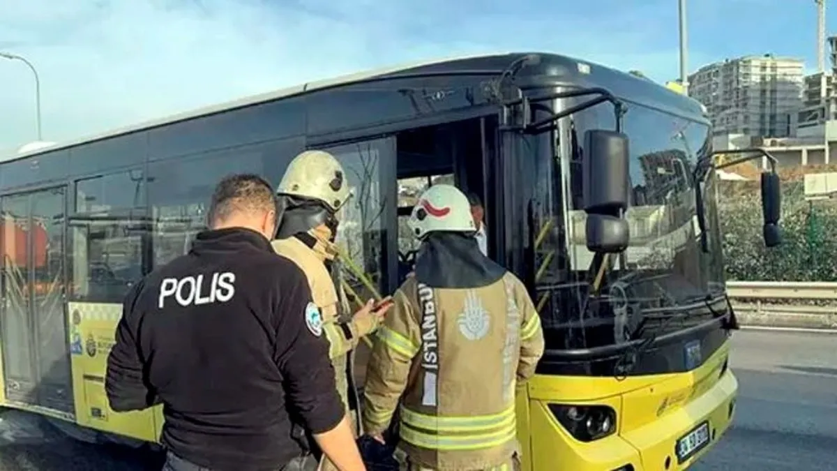 Pendik’te İETT otobüsünde çıkan yangın korkuttu